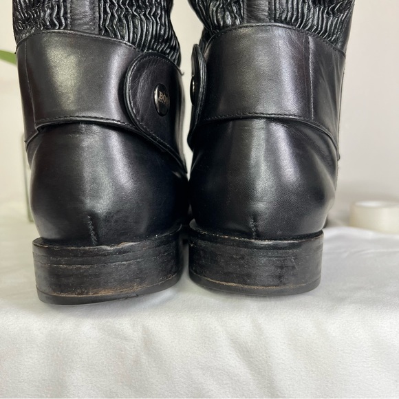 Hugo Boss Dress Knee High Black Leather Stretchy Calf Zip Boots 38 Almond Toe 8 - Picture 9 of 15
